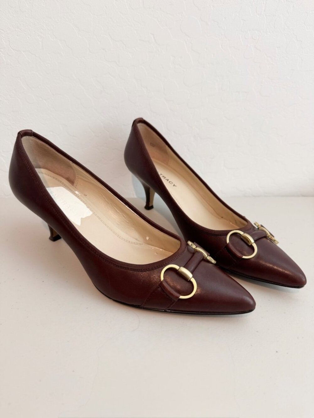 Ellen Tracy Leather Pointed Toe Kitten Heels Size 7.5 Brown Horsebit Pumps Chic